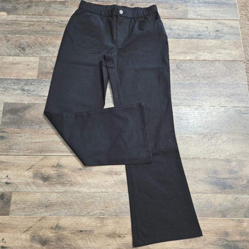 Isaac Mizrahi Live Pants Black Boot Cut Elastic Side Panels‎ Size 2P Mid Rise